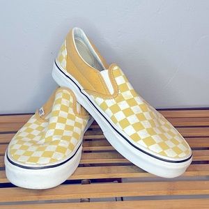WORN VANS, women’s size 9, yellow checkered slip ons